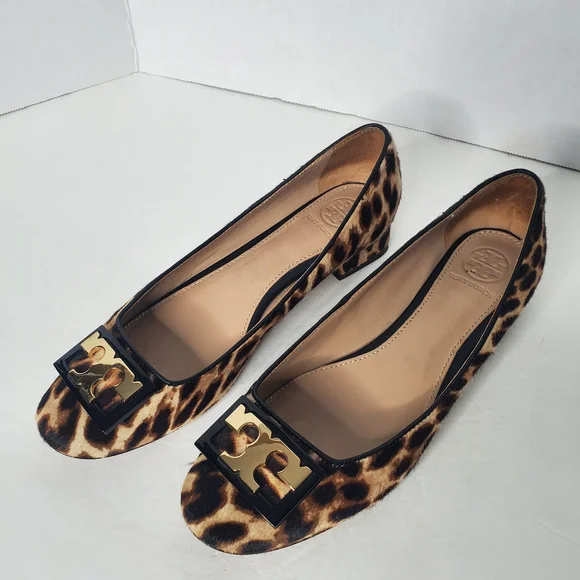 Tory Burch Brown and Gold Loafers with Classic Rounded Toe - Picture 5 of 11